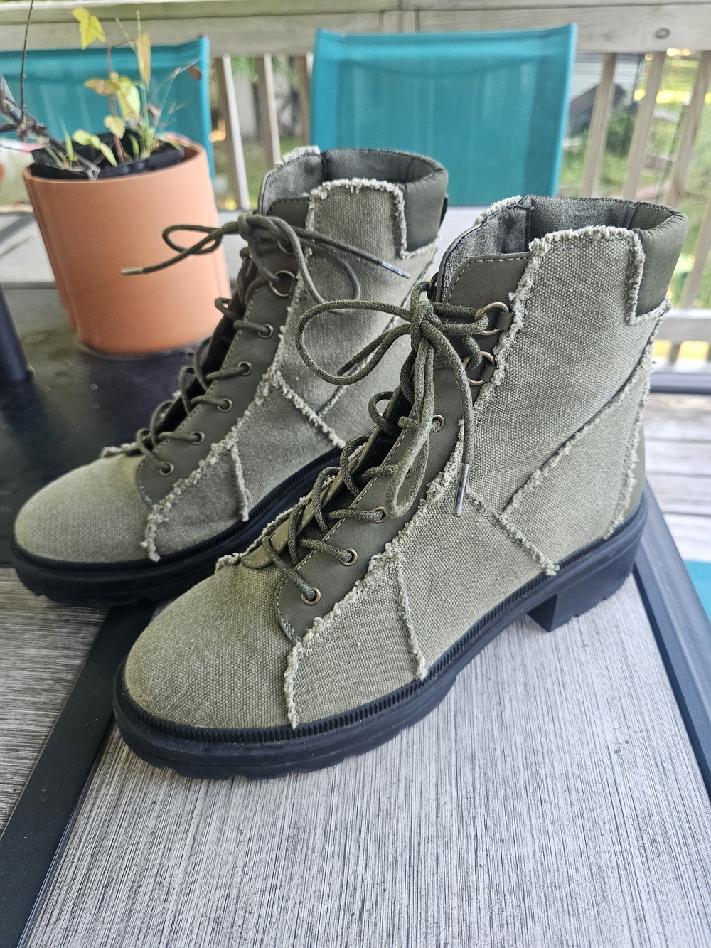 Rocket Dog Irys Olive Green Canvas Patchwork Combat Boots Frayed Trim Women's 10